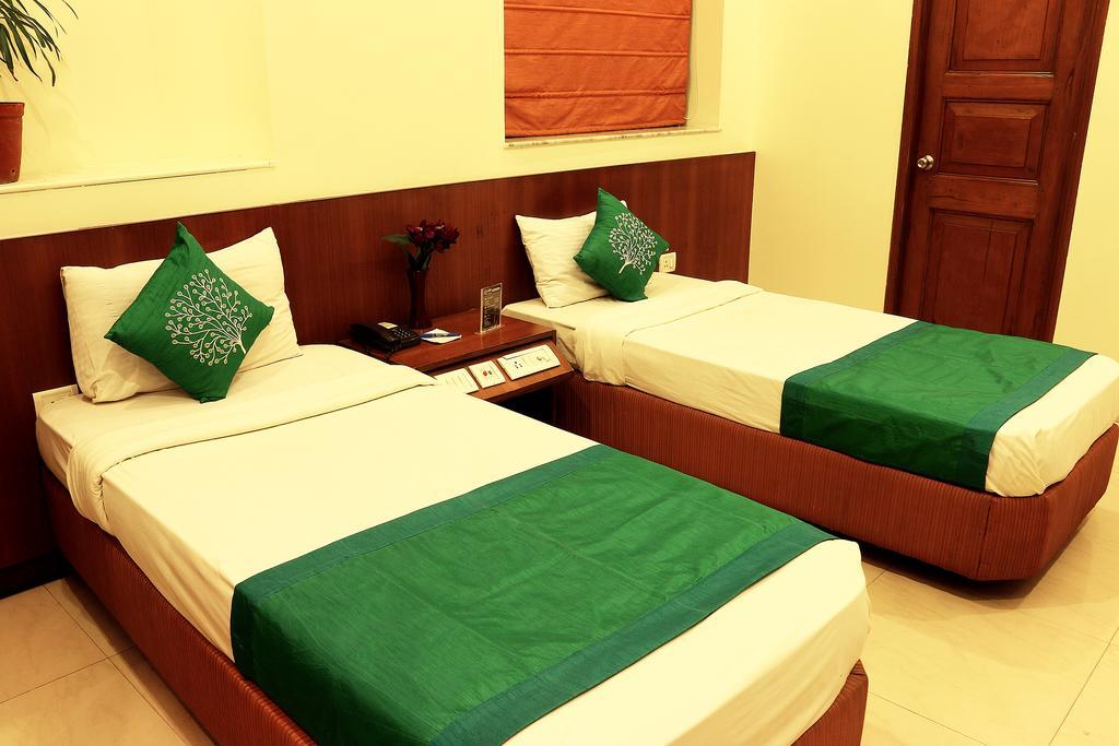Oyo 1346 Manthan Hotel كولكاتا المظهر الخارجي الصورة